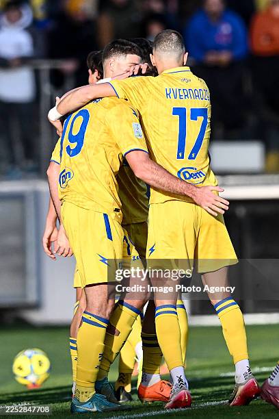Gabriele Bracaglia of Frosinone celebrates his goal during the Serie B match between Frosinone and Spezia at Stadio Benito Stirpe on December 20,...