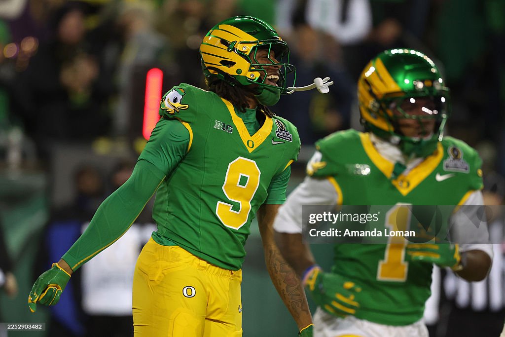 2025 College Football Playoff First Round Game - James Madison v Oregon