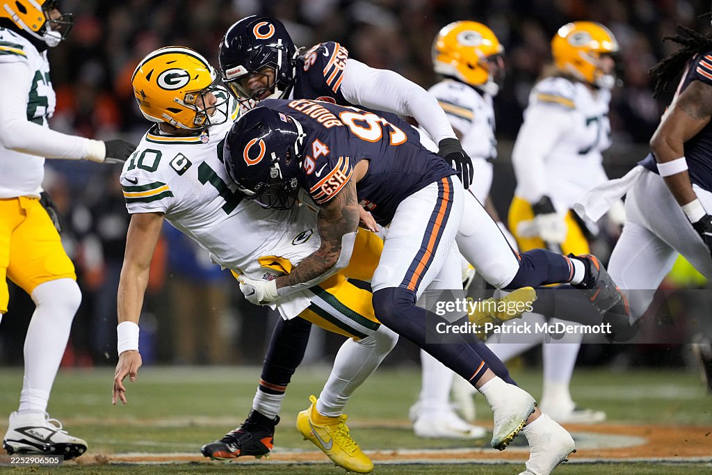 Green Bay Packers v Chicago Bears - NFL 2025