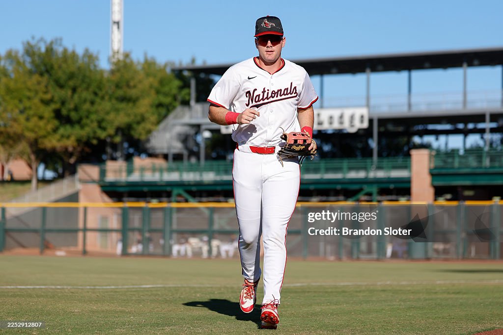 Salt River Rafters Ethan Petry of the Scottsdale Scorpions jogs on the field during an ...
