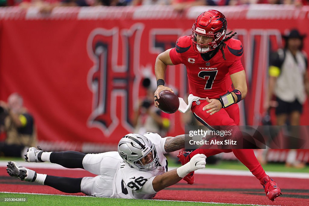 Las Vegas Raiders v Houston Texans - NFL 2025