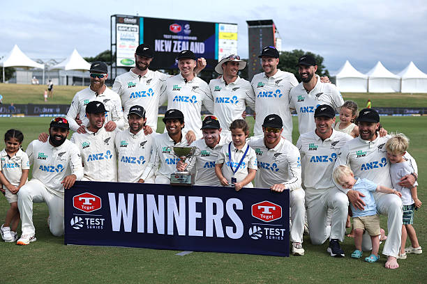 New Zealand pose with the series trophy following day five of the Third Test match in the series between New Zealand and West Indies at Bay Oval on...
