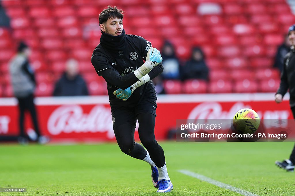 Nottingham Forest v Manchester City - Premier League - City Ground