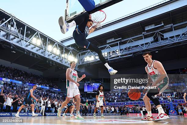 Jesse Edwards of United dunks during the round 13 NBL match between Melbourne United and Tasmania Jackjumpers at John Cain Arena, on December 23 in...