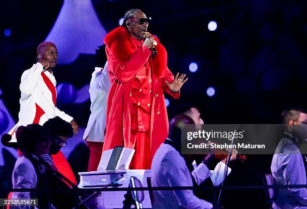 Snoop Dogg performs the halftime show during the game between the Minnesota Vikings and the Detroit Lions at U.S. Bank Stadium on December 25, 2025...