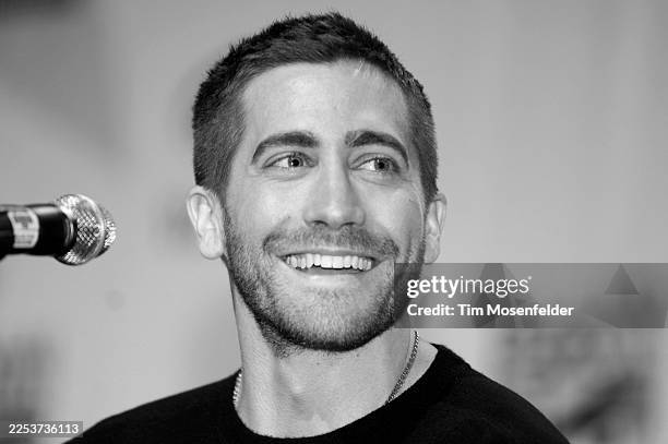 Jake Gyllenhaal attends the Walt Disney Studios Wondercon 2010 Presentation at Moscone Center on April 3, 2010 in San Francisco, California.