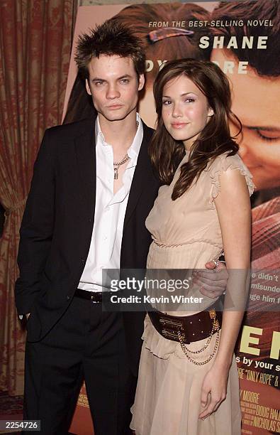 Shane West and Mandy Moore at the premiere of "A Walk To Remember" at the Chinese Theater in Los Angeles, Ca. Wednesday, Jan. 23, 2002. Photo by...
