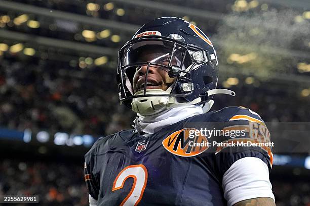 Moore of the Chicago Bears celebrates a touchdown against the Green Bay Packers during the fourth quarter in the NFC Wild Card Playoff game at...