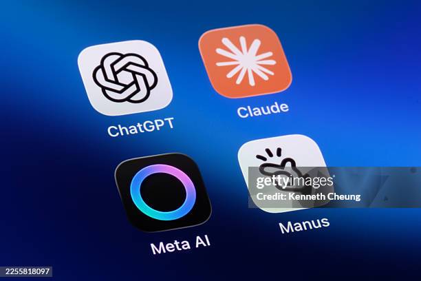 agentic ai assistant apps on iphone - chatgpt, meta, manus, claude - claude stock pictures, royalty-free photos & images