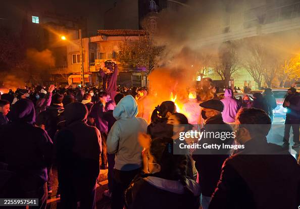 Unrest In Iran As Protesters Demonstrate Over Economic Crisis Unrest In Iran As Protesters Demonstrate Over Economic Crisis