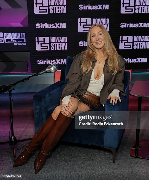 Nikki Glaser visits Howard Stern at SiriusXM Studios on January 13, 2026 in Los Angeles, California.