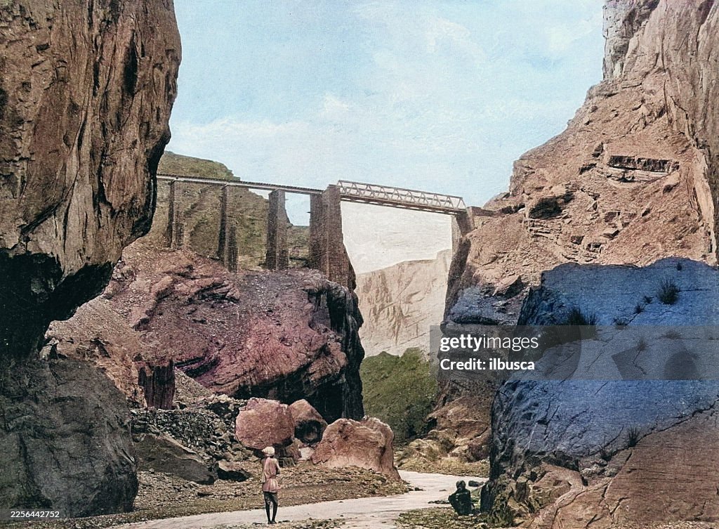 Over the Great Chuppa Rift, Bolan Railway