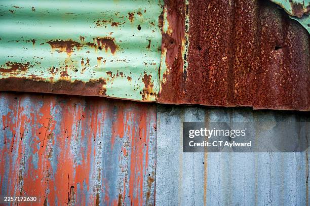 Rusty Cladding 186 Plastic Garden Shed Stock Photos, High-Res Pictures, and Images ...