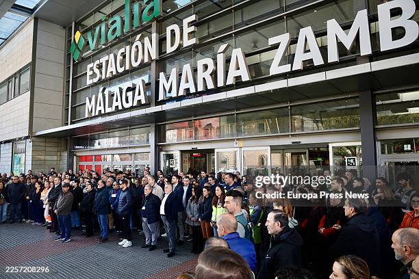 Renfe staff at the Maria Zambrano station in Malaga hold 5 minutes of silence at its gates in solidarity with the victims of the tragic train...