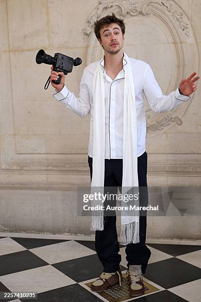 Luca Apple attends the Dior Homme Menswear Fall/Winter 2026-2027 show as part of Paris Fashion Week on January 21, 2026 in Paris, France.