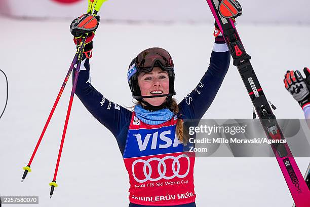 Mikaela Shiffrin of Team United States takes 1st place during the Audi FIS Alpine Ski World Cup Women's Slalom on January 25, 2026 in Spindleruv...