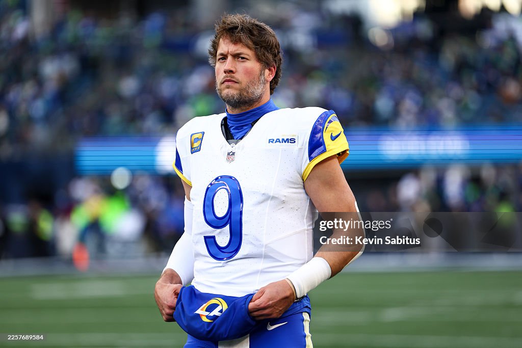 Nfc Rams Matthew Stafford of the Los Angeles Rams stands on the field prior to ...