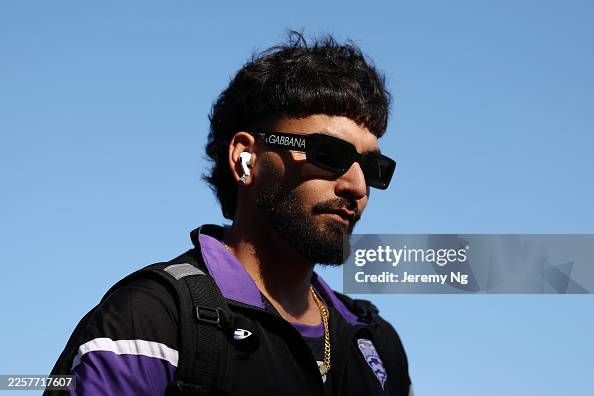BBL - The Challenger: Sixers v Hurricanes BBL - The Challenger: Sixers v Hurricanes