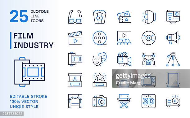 ilustraciones, imágenes clip art, dibujos animados e iconos de stock de colección de iconos de la línea duotone de la industria cinematográfica y la producción cinematográfica - equipo de medios de comunicación