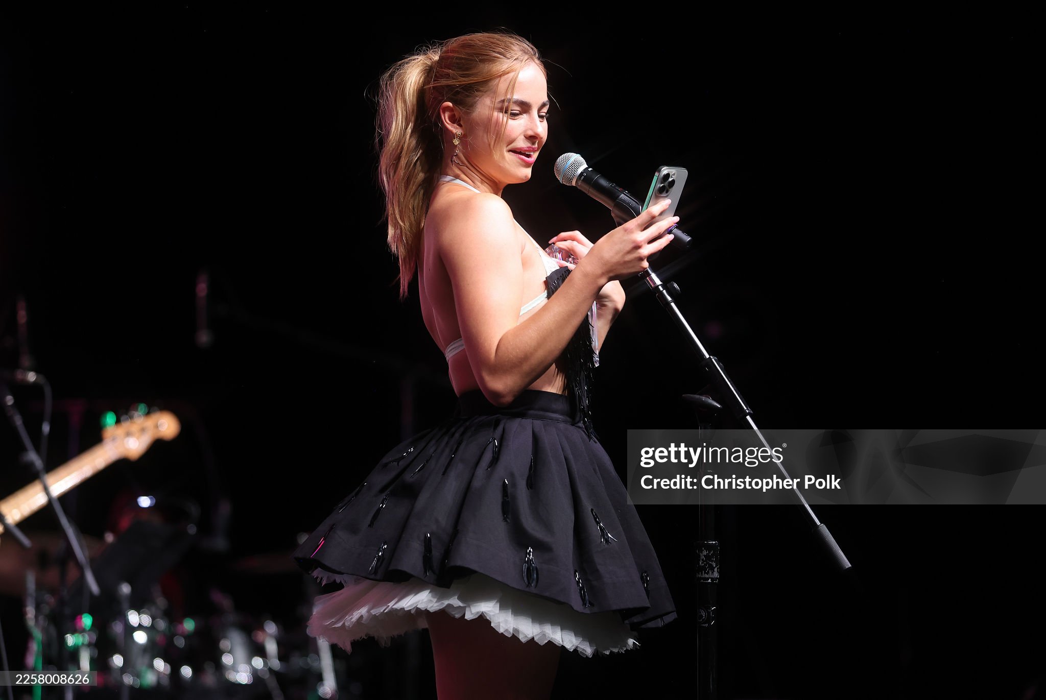 Addison Rae Vmas Performance Addison skips Grammy BNA spotlight event; performance in doubt ...