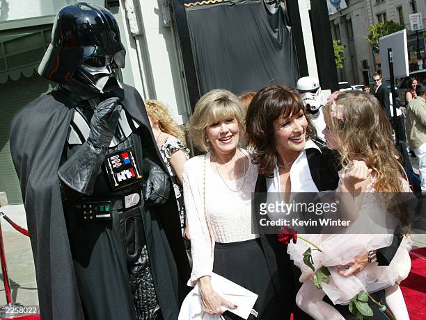 Janine Turner with her mom Janice and daughter Juliet meet Darth Vader at the premiere of "Star Wars: Episode II Attack of the Clones" at the Chinese...