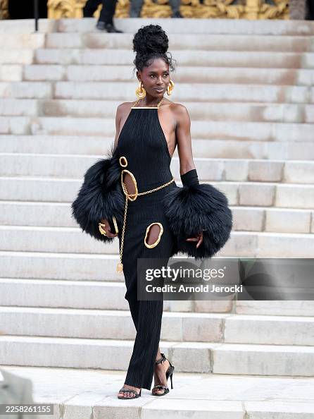 Schiaparelli - Outside Arrivals - Paris Fashion Week - Haute Couture Week Spring/Summer 2026 Schiaparelli - Outside Arrivals - Paris Fashion Week - Haute Couture Week Spring/Summer 2026