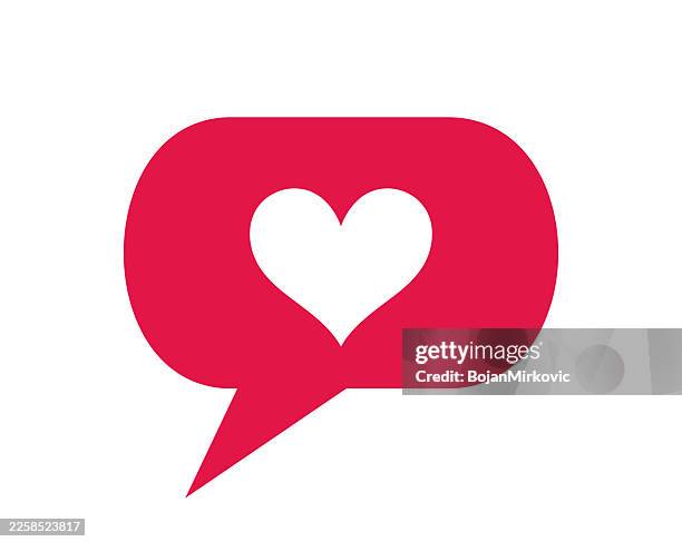 heart social media speech bubble icon. vector - heart balloon stock illustrations