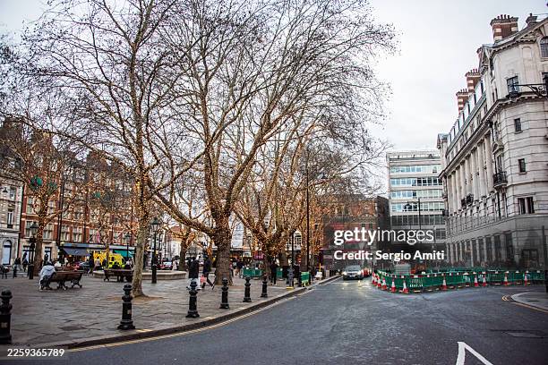 2,145 Sloane Square Stock Photos and High-Res Images - Getty Images
