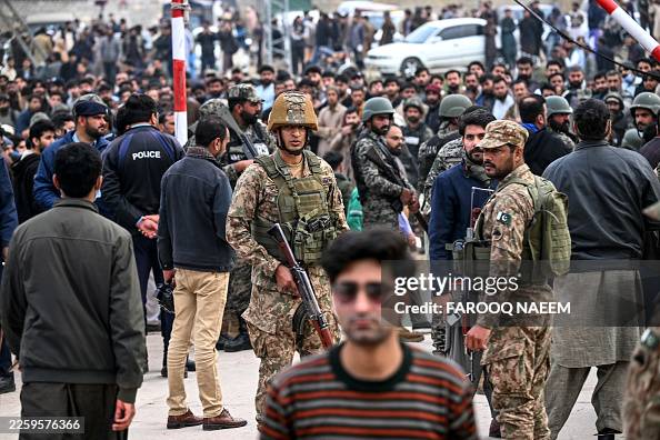 PAKISTAN-UNREST-BLAST-MOSQUE PAKISTAN-UNREST-BLAST-MOSQUE