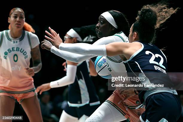 Kahleah Copper of the Rose drives to the basket against Veronica Burton of the Mist during the third quarter of the Unrivaled 2026 game at Sephora...