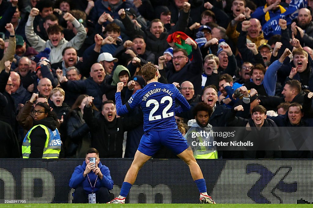 Fulham v Everton - Premier League
