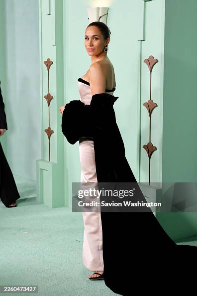 Annual Fifteen Percent Pledge Fundraising Gala Honoring Ms. Tina Knowles Annual Fifteen Percent Pledge Fundraising Gala Honoring Ms. Tina Knowles
