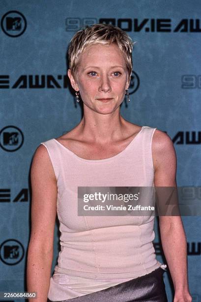American actress Anne Heche attends the 7th Annual MTV Movie Awards at the Barker Hangar at Santa Monica Air Center in Santa Monica, California, 30th...