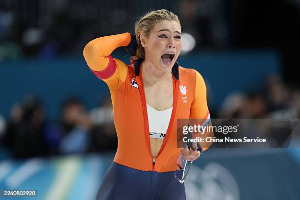 Jutta Leerdam of the Netherlands celebrates after winning the Speed Skating - Women's 1000m on day three of the Milano Cortina 2026 Winter Olympics...