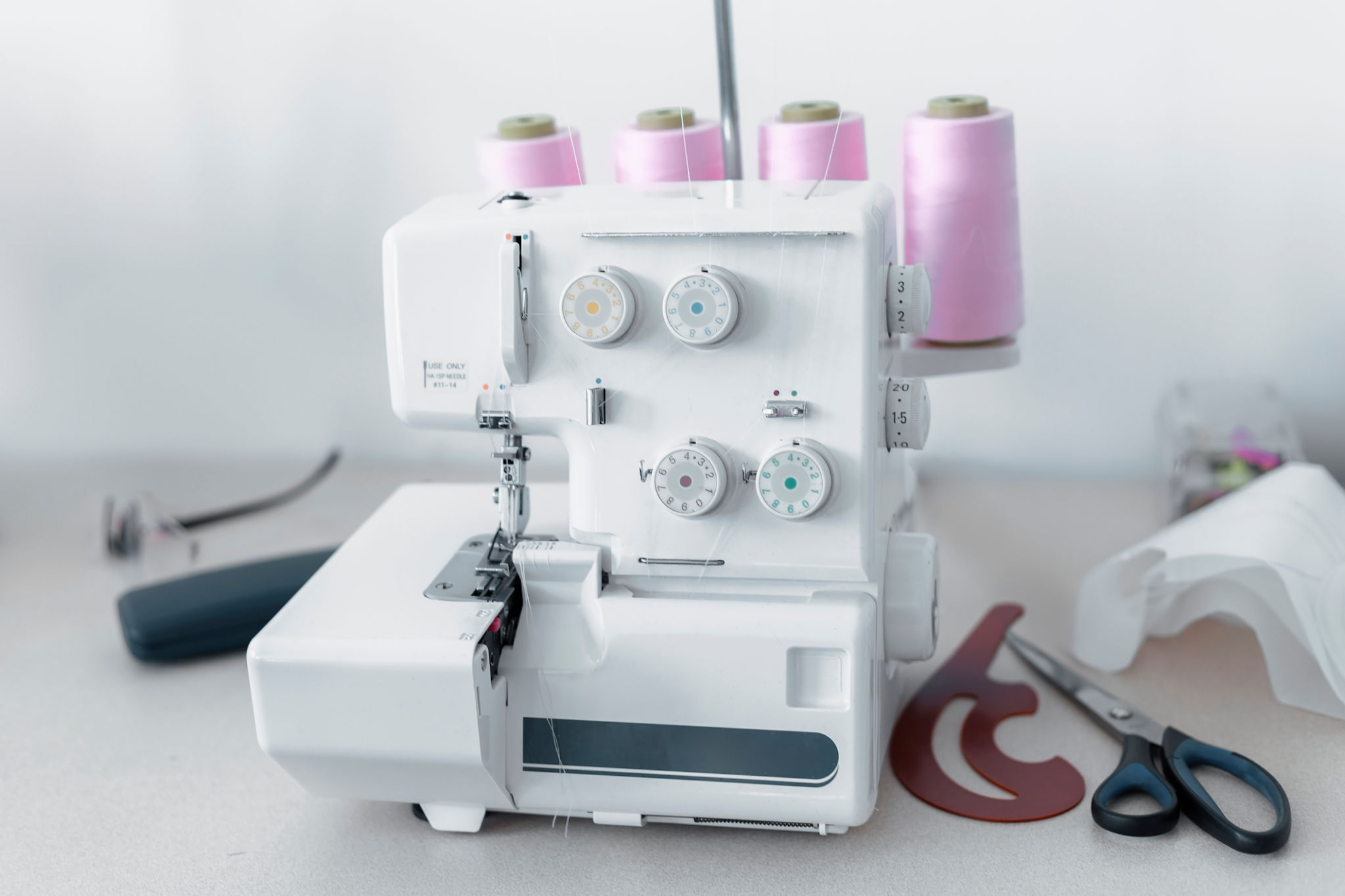 threading overlocker