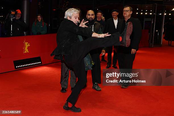 O2 Red Roses Asim Chudry 632 Asim Chaudhry Photos & High Res Pictures - Getty Images