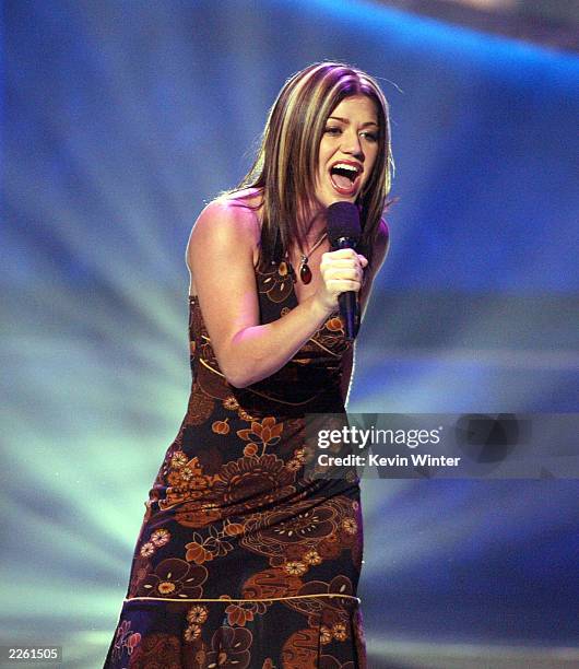 Kelly Clarkson performs at FOX-TV's "American Idol" in Los Angeles, Ca. Tuesday, August 27, 2002. Photo by Kevin Winter/Getty Images/FOX.