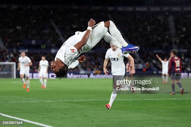 Largie Ramazani of Valencia CF celebrates scoring his team's first goal during the LaLiga EA Sports match between Levante UD and Valencia CF at...