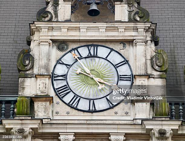 tower clock maintenance