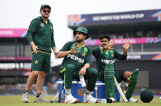 Mike Hesson, Head Coach of Pakistan pictured with Faheem Ashraf and Babar Azam of Pakistan during an ICC Men's T20 World Cup India & Sri Lanka 2026...