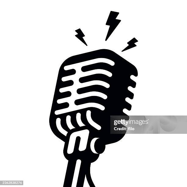 microphone-stand-up-