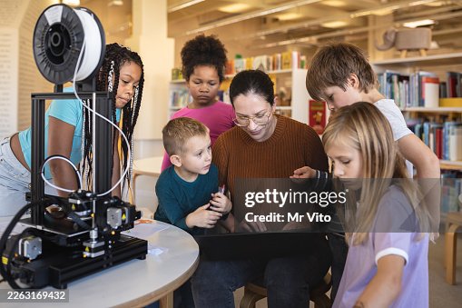Kids Learn to Program a 3D Printer Kids Learn to Program a 3D Printer
