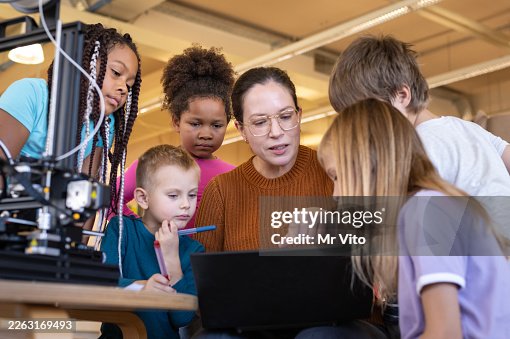 Kids Learn to Program a 3D Printer Kids Learn to Program a 3D Printer