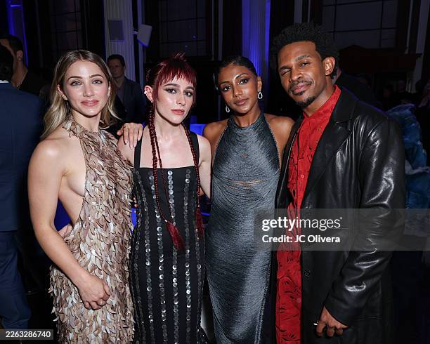 Chandra Rudd 391 Emily Rudd Photos & High Res Pictures - Getty Images