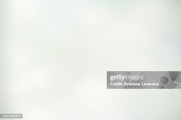 soft white paper texture background with subtle grain and light gradient minimal clean blank surface for design and copy space - cream coloured stock pictures, royalty-free photos & images