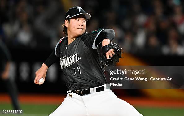 Hokkaido Nippon-Ham Fighters v Chinese Taipei Hokkaido Nippon-Ham Fighters v Chinese Taipei