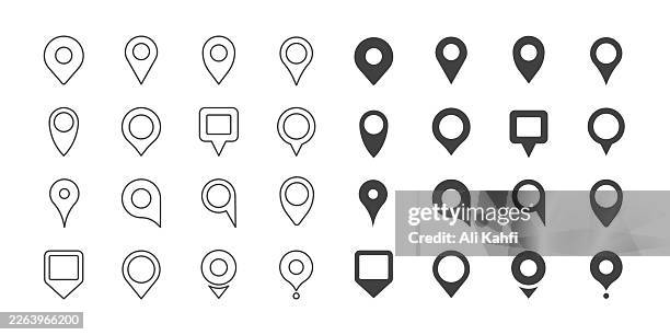 ilustraciones, imágenes clip art, dibujos animados e iconos de stock de colección de iconos de pines de mapa. trazo editable. iconos de series de estilos sólidos de línea fina y glifo - marcar el número de identificación personal