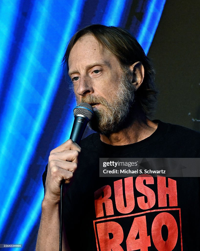 Standup Comedy At The Ice House Comedy Club