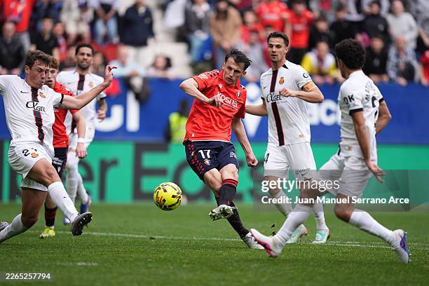 Ante Budimir of CA Osasuna scores his team's second goal during the LaLiga EA Sports match between CA Osasuna and RCD Mallorca at Estadio El Sadar on...