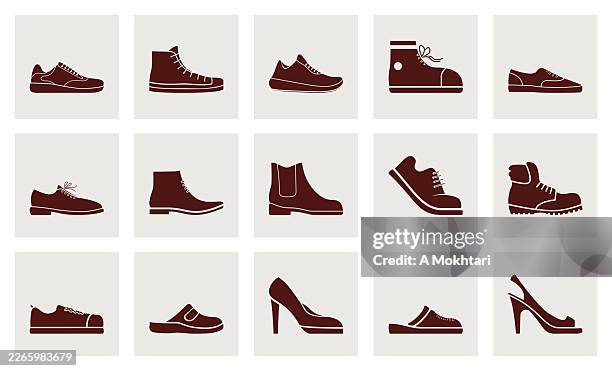 stockillustraties, clipart, cartoons en iconen met shoes icons set. - wandelschoen
